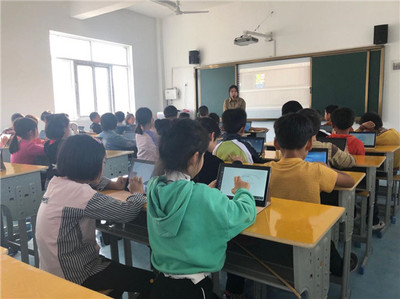 安徽移動信息化服務(wù)賦能鄉(xiāng)村治理，智慧教育點(diǎn)亮鄉(xiāng)村振興新未來